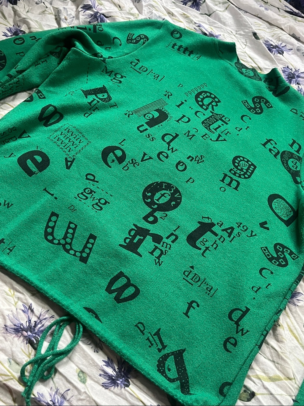 Tricotto Emerald Green Rhinestone Letter Print Sweater – Size L – Like New - Picture 8 of 9
